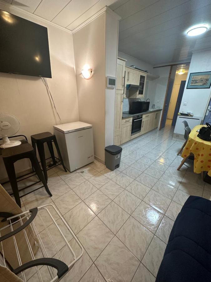 A La Semaine Ou Au Jour / Location Studio Meuble 30M² Ла Сиота Екстериор снимка