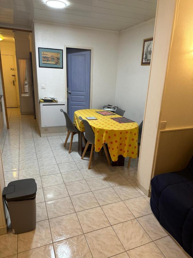 A La Semaine Ou Au Jour / Location Studio Meuble 30M² Ла Сиота Екстериор снимка